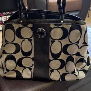 Vintage Coach Black and Gray Signature Shoulder Bag